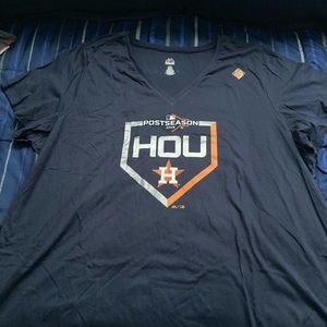 Brand new navy women’s Astros T-shirt
